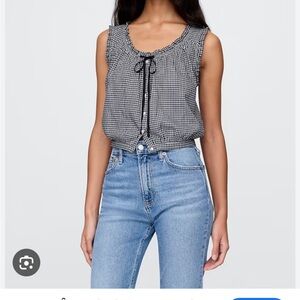 Returning tomorrow 5/28!!** Gap × DÔEN Gingham Cropped Tank Top